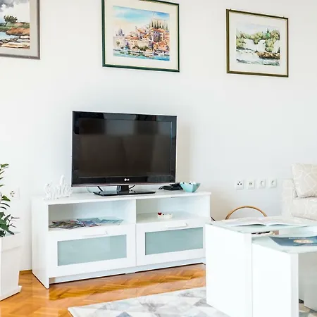 Apartment Apartment Anamarija With Sea View Sibenik