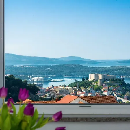 Apartamento Anamarija With Sea View Šibenik