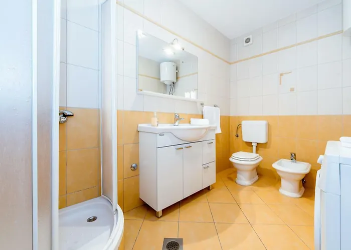 Anamarija With Sea View 아파트