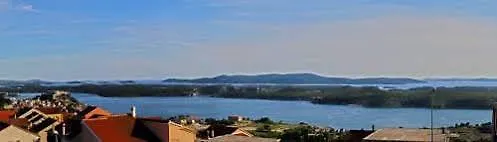 Anamarija With Sea View 아파트 *